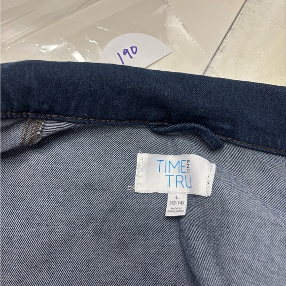 Time and Tru Women's Dark Wash Denim Jean Jacket Size Large 12-14 New Trucker - Picture 7 of 7